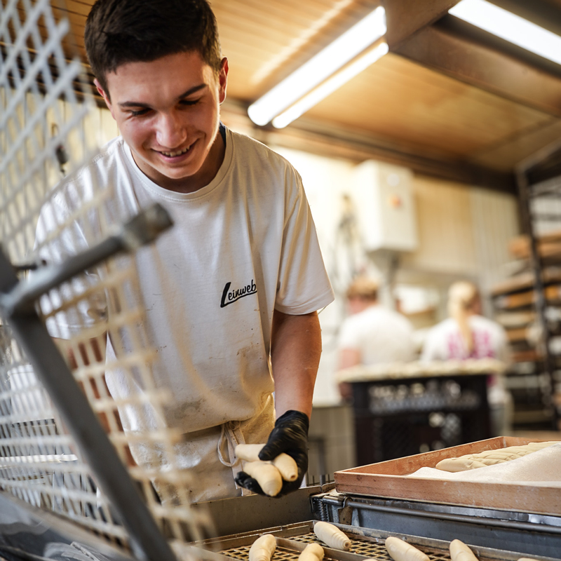 Auszubildender bei Leinweber